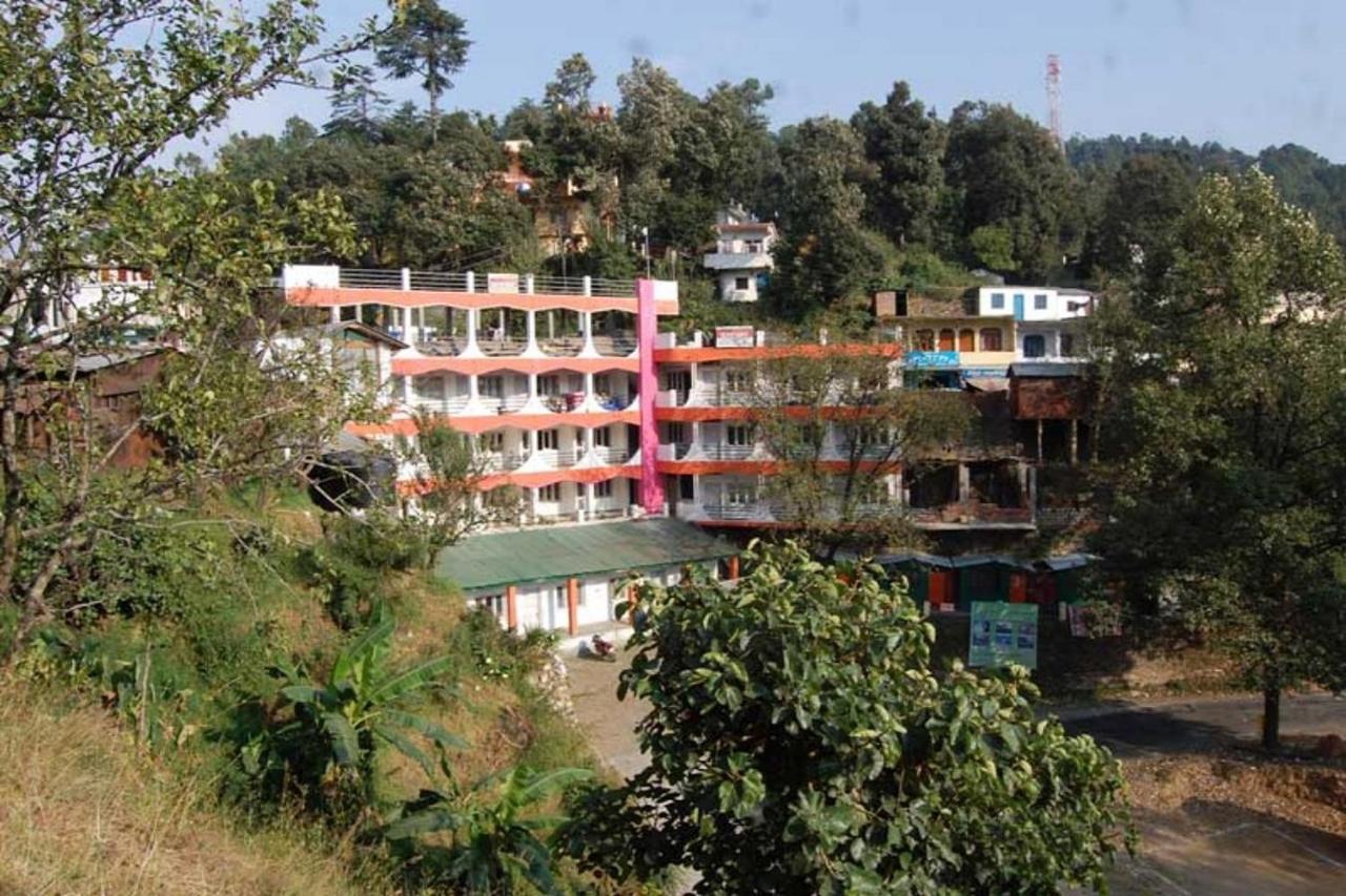 Goroomgo Hotel Shivay Near Kausani Chouraha - Mountain View - Excellent Customer Service ภายนอก รูปภาพ