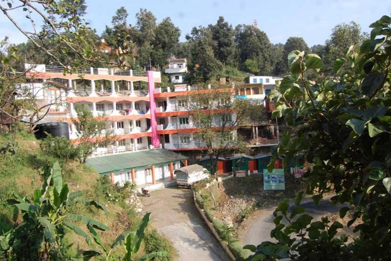 Goroomgo Hotel Shivay Near Kausani Chouraha - Mountain View - Excellent Customer Service ภายนอก รูปภาพ